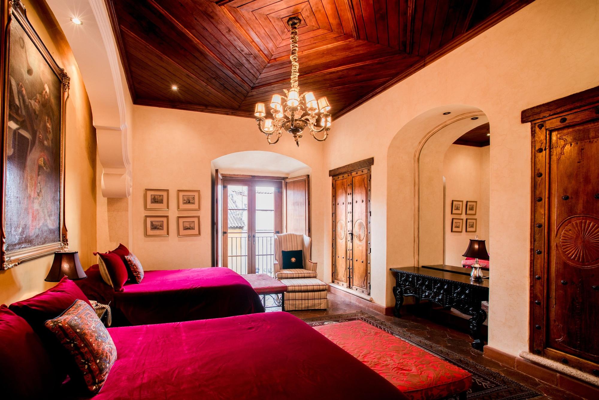 Hotel Palacio De Dona Leonor Antigua Luaran gambar