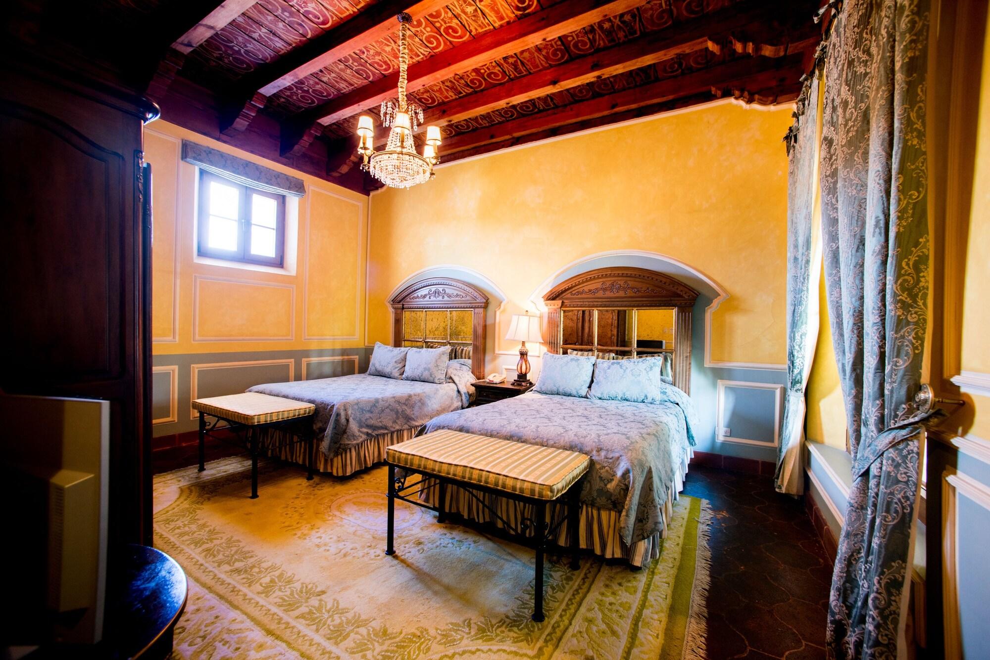 Hotel Palacio De Dona Leonor Antigua Luaran gambar
