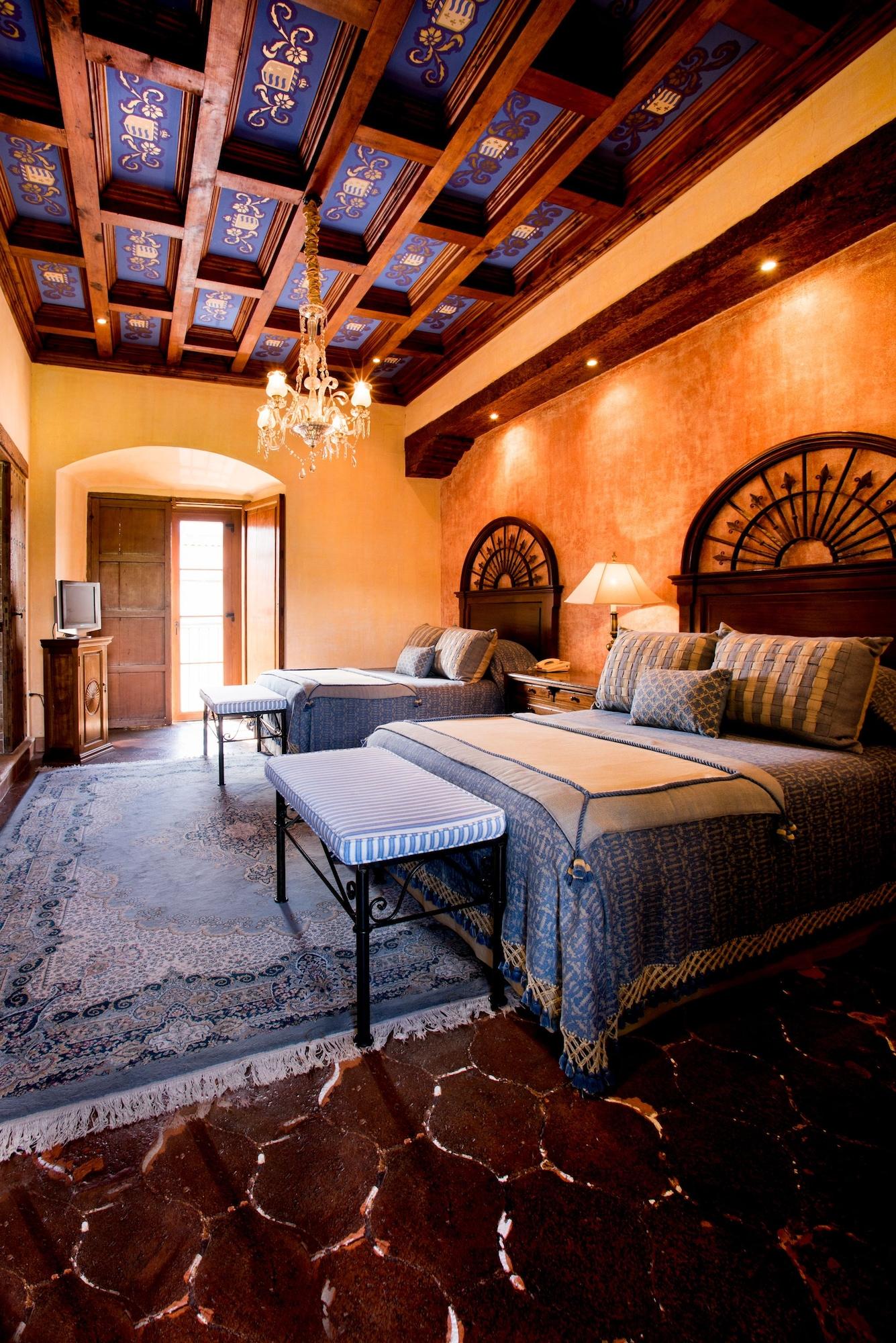 Hotel Palacio De Dona Leonor Antigua Luaran gambar