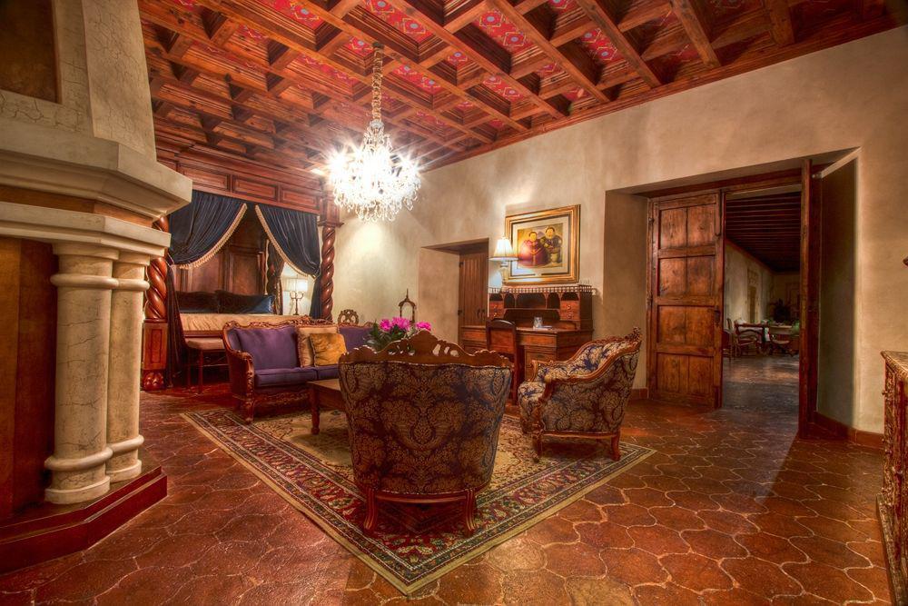 Hotel Palacio De Dona Leonor Antigua Luaran gambar